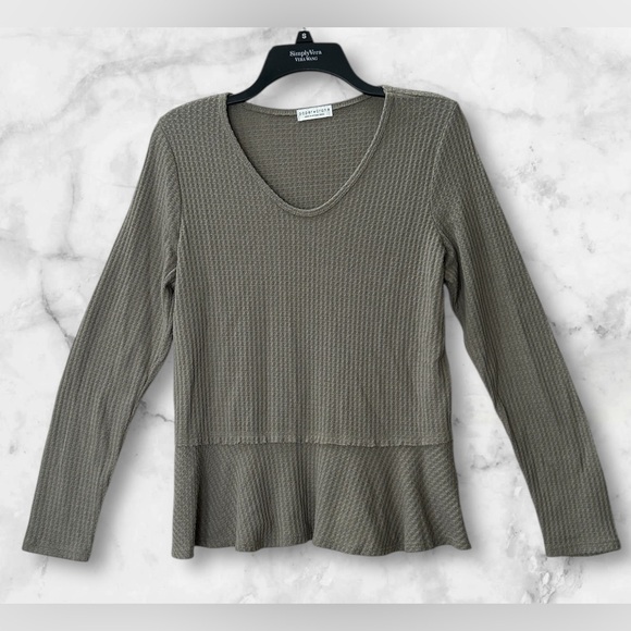 Paper Crane Anthropologie Waffle Knit Thermal Long Sleeve Ruffle Hem Top Size S - Picture 2 of 8